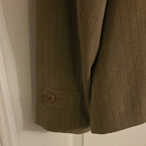 Rafaella Beige Women's Plus Size Suit - Picture 6 of 14